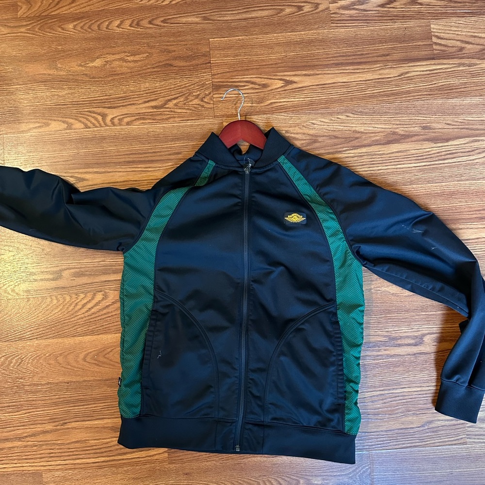 Vintage Nike Black and Green Windbreaker Athletic Jacket